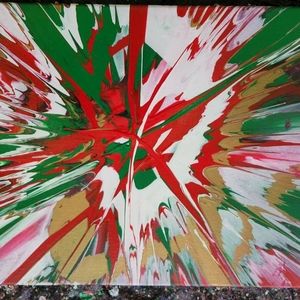 Christmas theme spin art